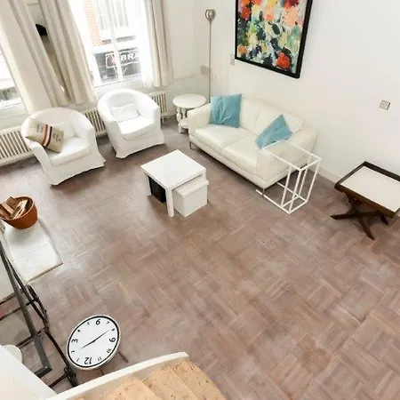 Townhouse In Centre Den Haag