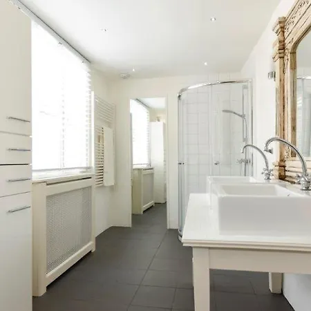 Appartement Townhouse In Centre *
